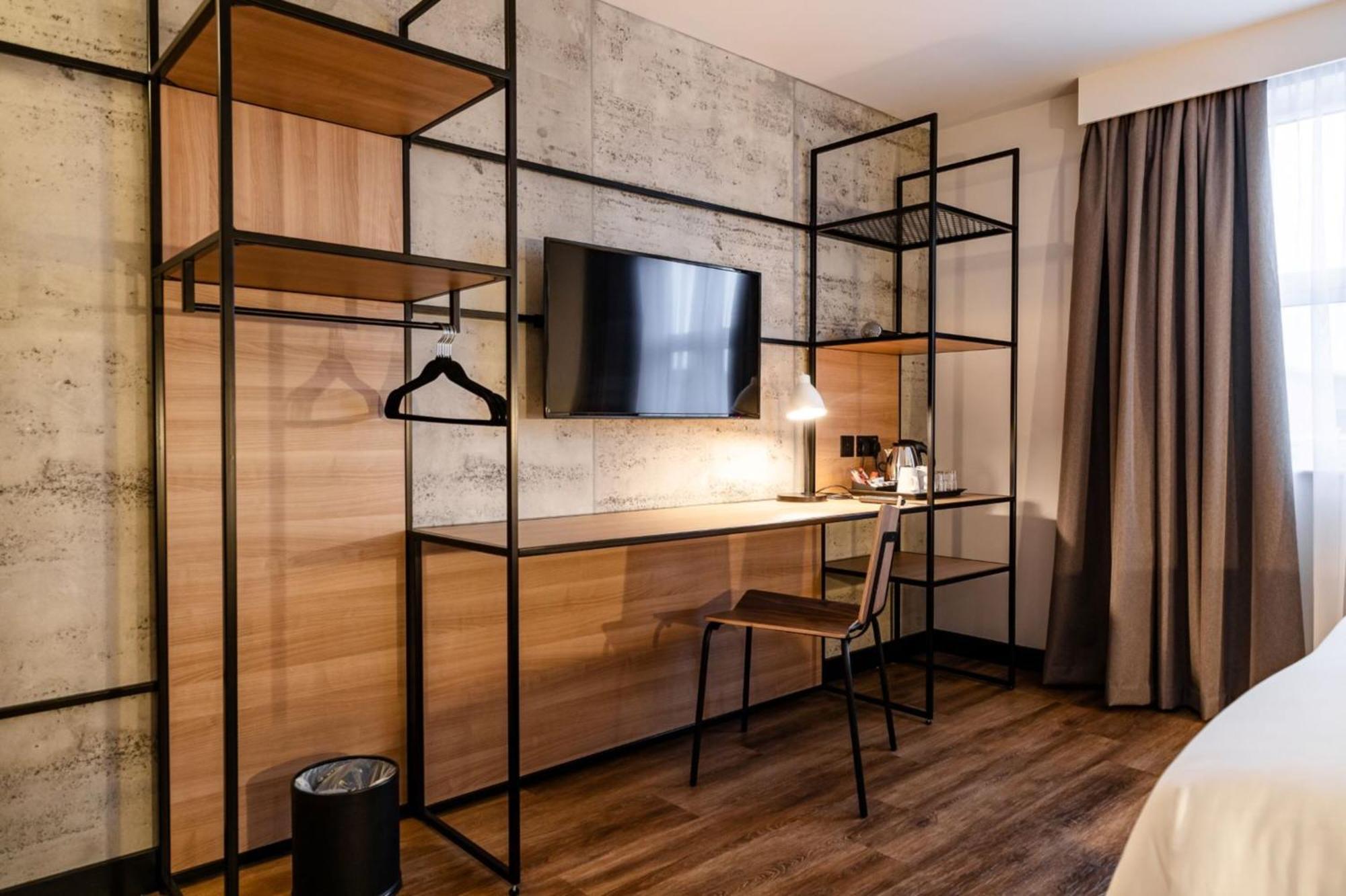 Ibis Coleraine Riverside Ngoại thất bức ảnh