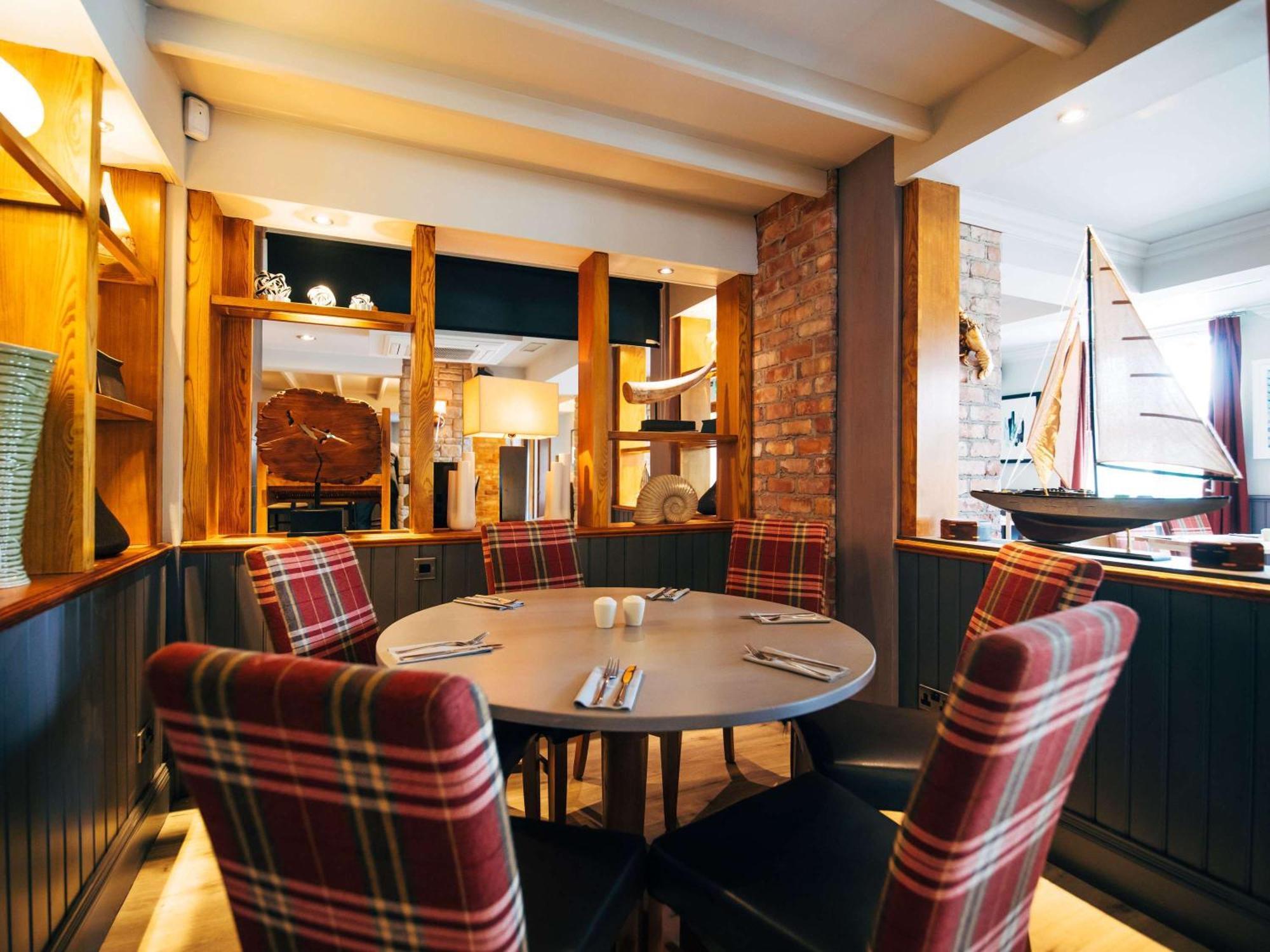 Ibis Coleraine Riverside Ngoại thất bức ảnh