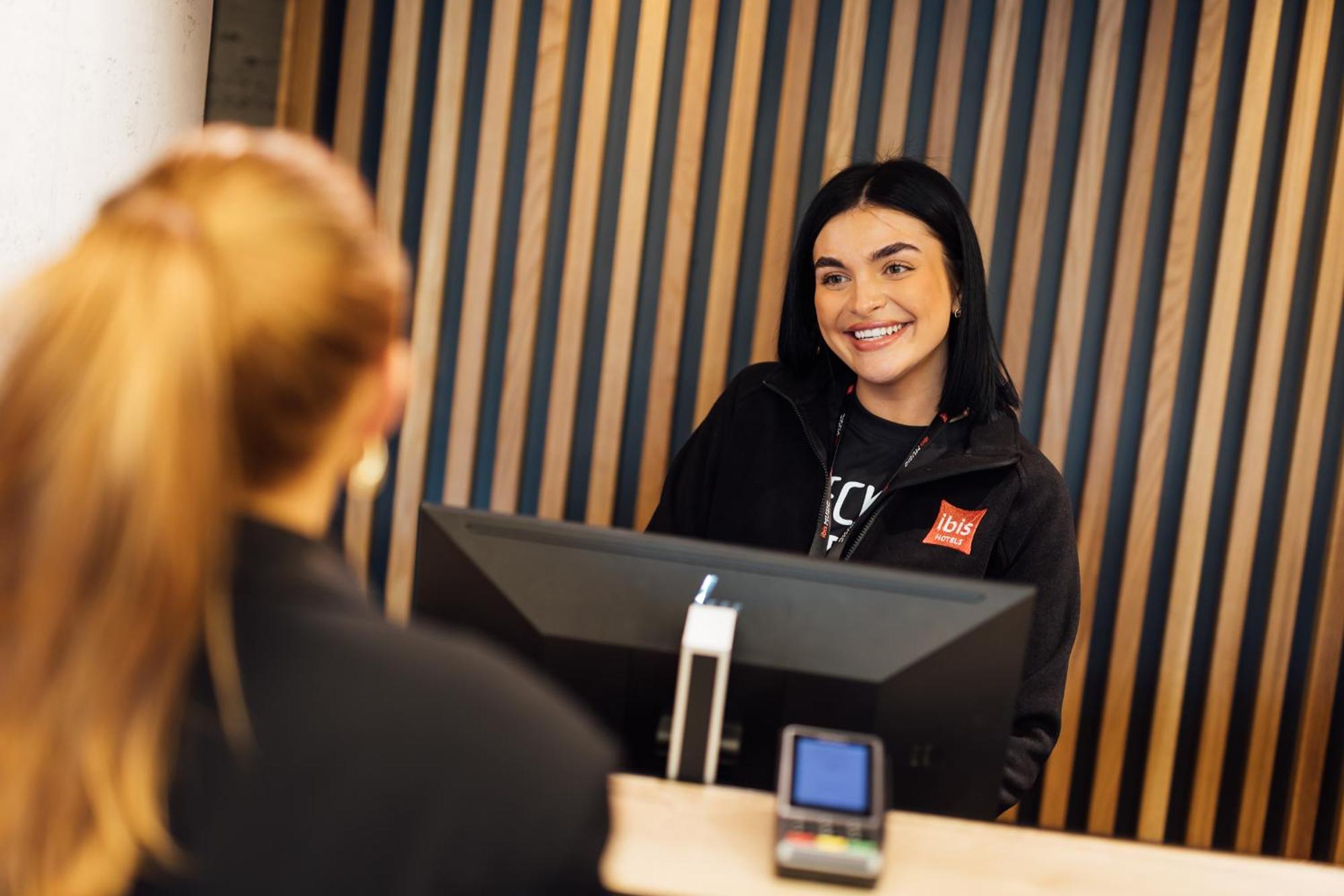 Ibis Coleraine Riverside Ngoại thất bức ảnh